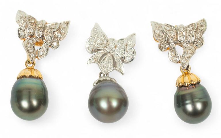 Tahitian pearl and diamond earrings and pendant set