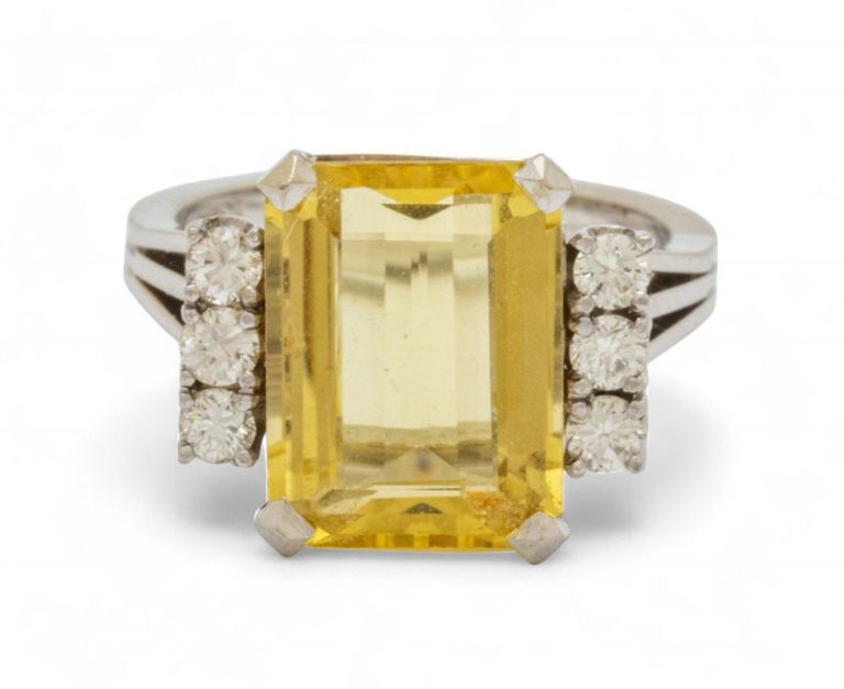 18k white gold yellow tourmaline diamond ring