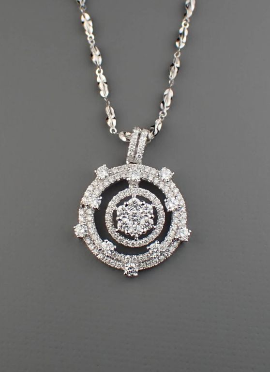 18k white gold diamond pendant necklace