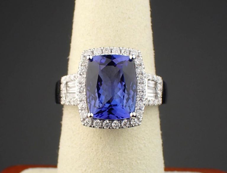 14k white gold tanzanite diamond ring