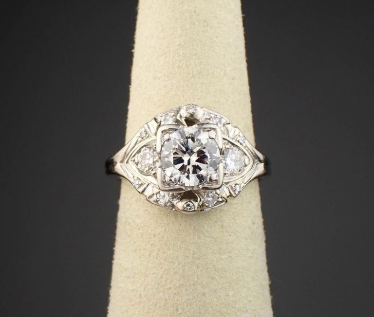 14k white gold diamond ring