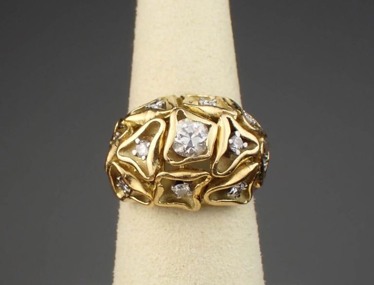 18k yellow gold diamond dome ring