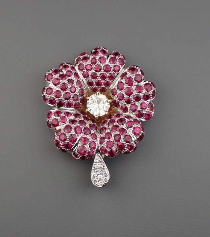 18k white gold diamond ruby pendant/brooch