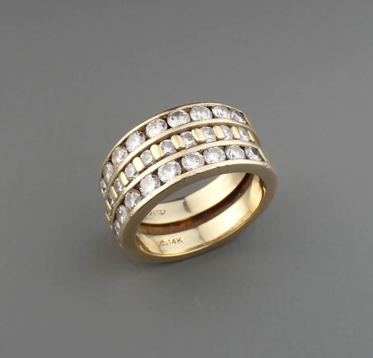 14k yellow gold diamond band