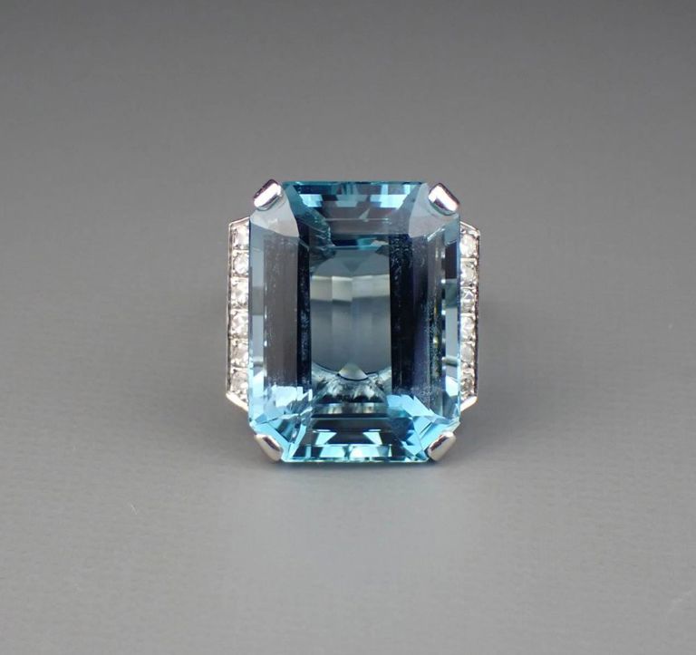 Platinum diamond and aquamarine ring