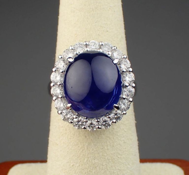 18k white gold sapphire diamond ring