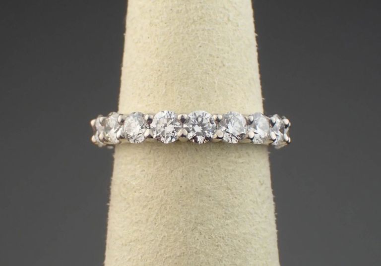 18k white gold diamond eternity band