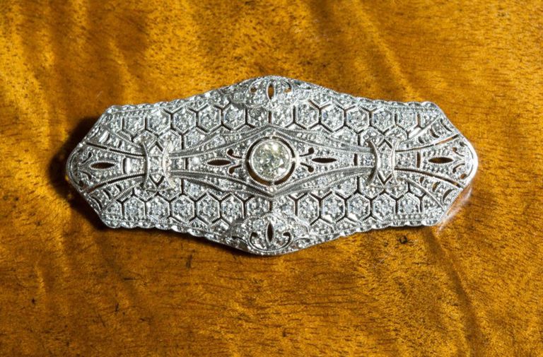 Vintage platinum diamond brooch