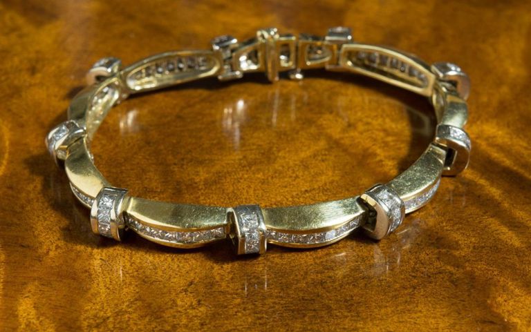 18k gold diamond bracelet