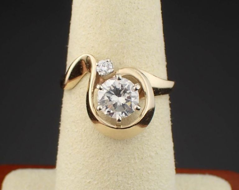 14k gold diamond ring
