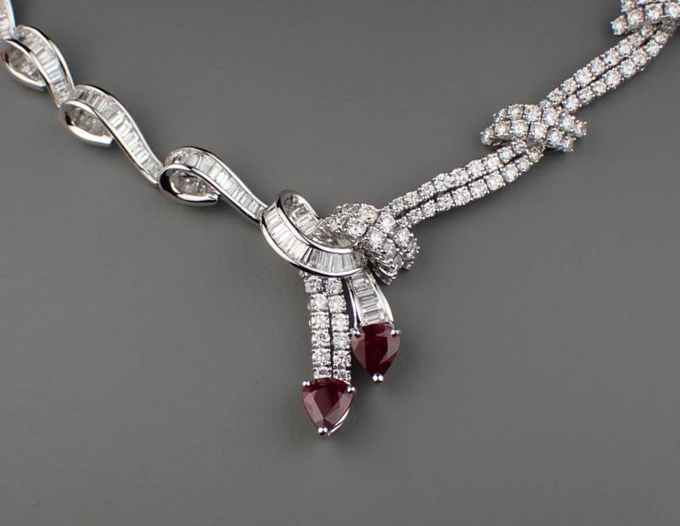 18k white gold ruby diamond necklace