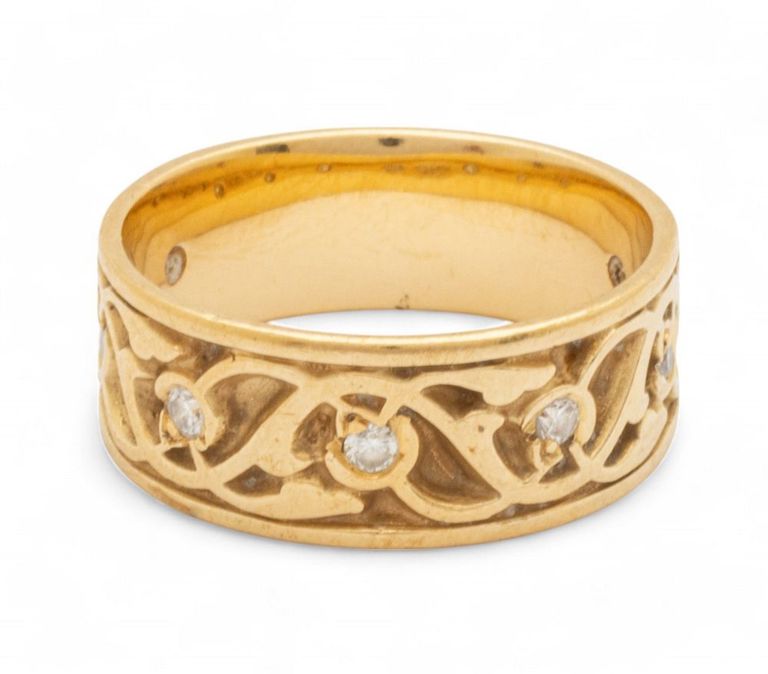 14k gold diamond band ring