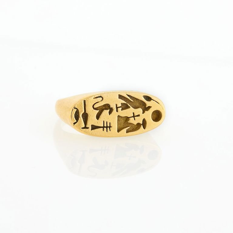 18k gold hieroglyphics ring