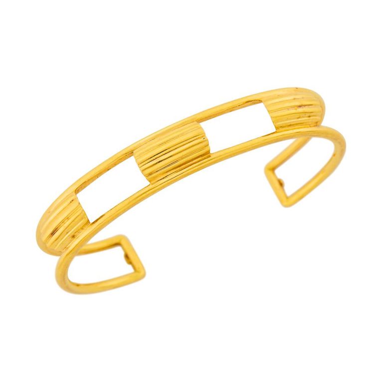 18k gold bangle bracelet