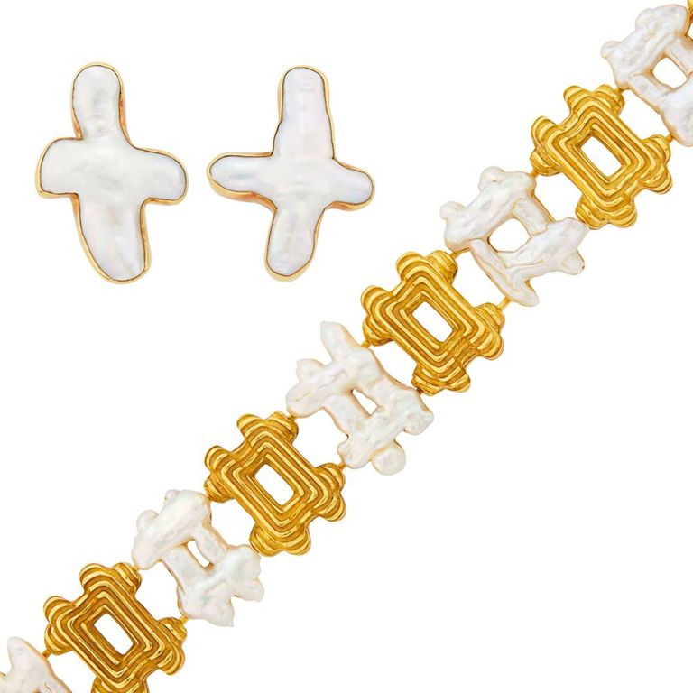 18k gold and baroque pearl bracelet and earclips set