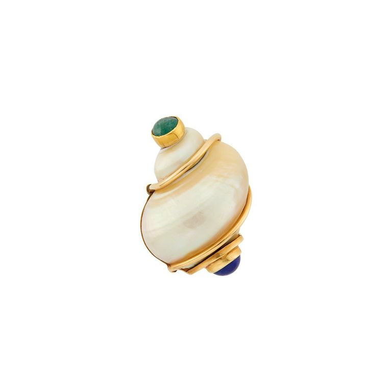 Gold emerald ring