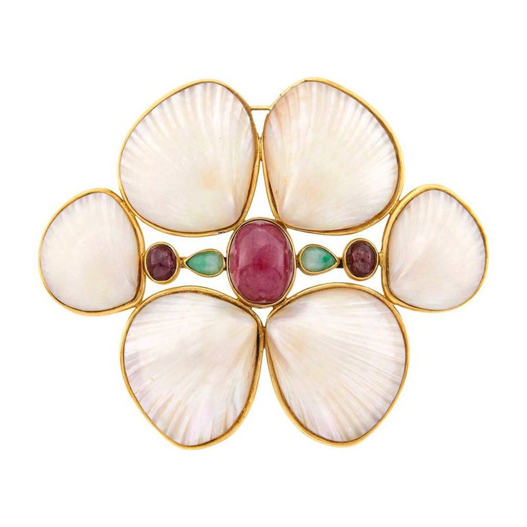14k gold ruby brooch
