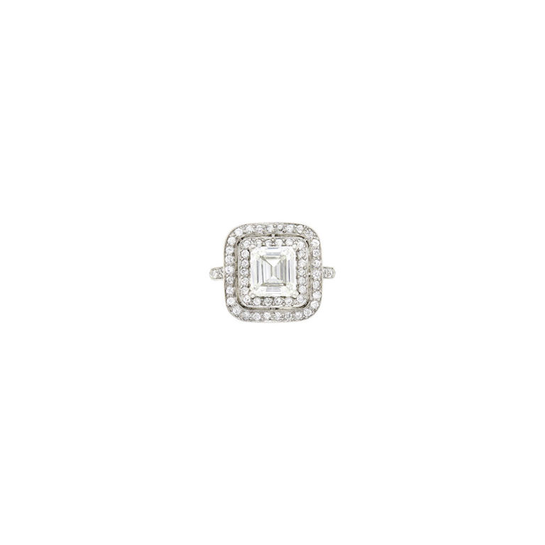 Platinum diamond ring