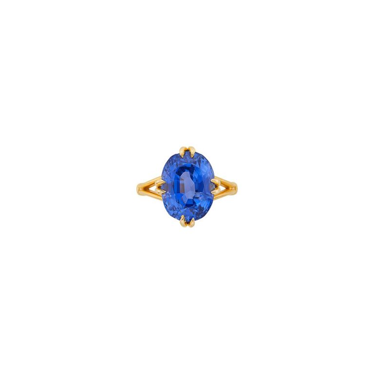 Gold sapphire ring