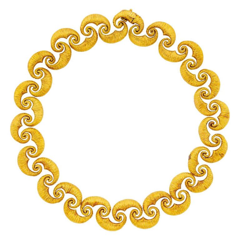 18k gold fancy link necklace