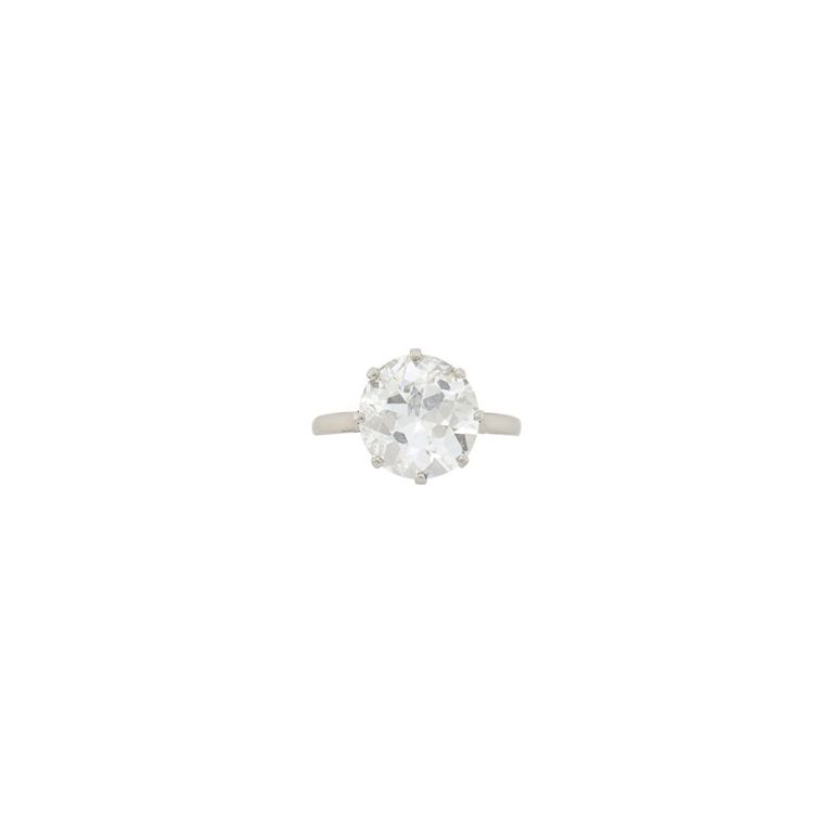 Platinum diamond ring