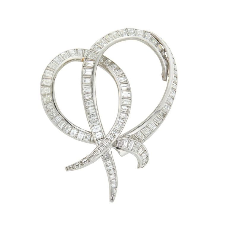 Platinum diamond ribbon clip-brooch