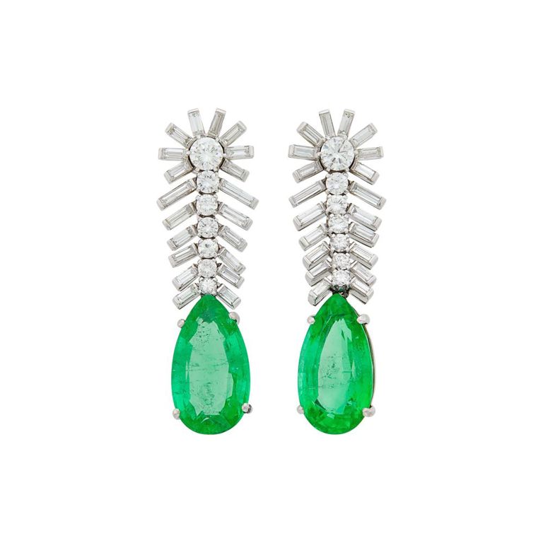 Platinum emerald diamond pendant earrings