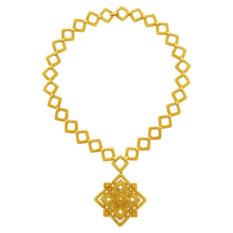18k gold clip-brooch pendant necklace