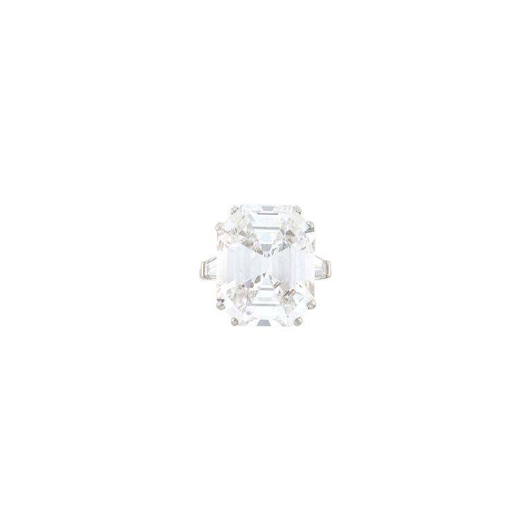 Platinum diamond ring