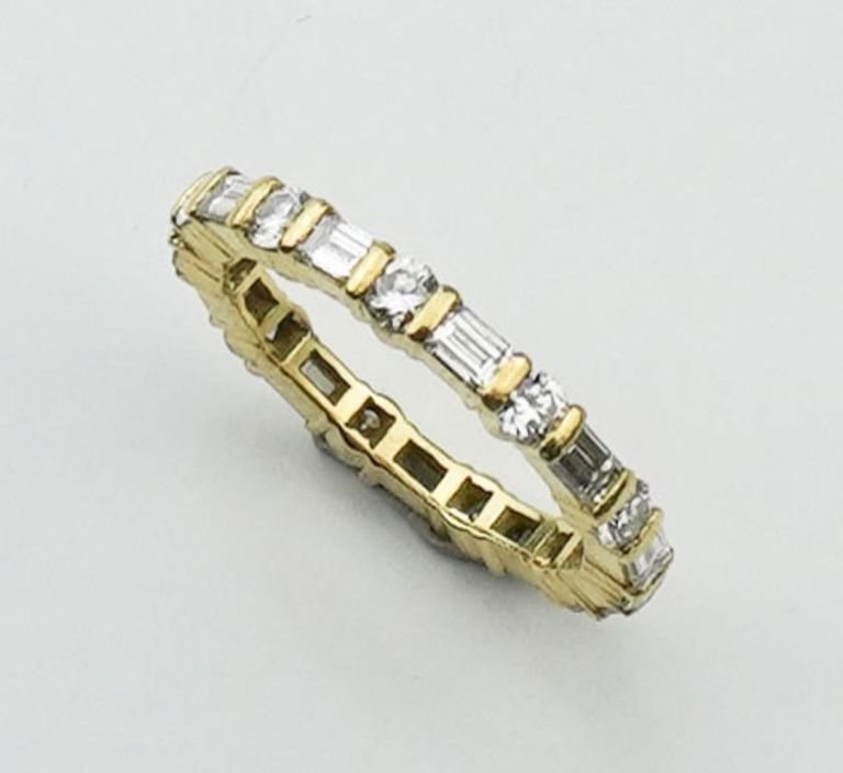 18k yellow gold diamond eternity ring