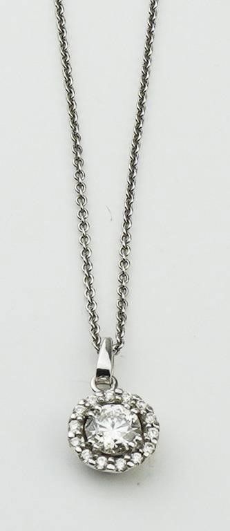 14k white gold diamond halo solitaire pendant necklace