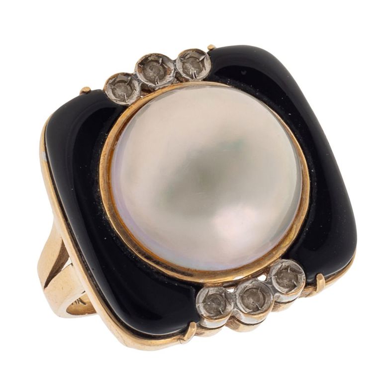 Diamond, mabe pearl, onyx 14k yellow gold ring