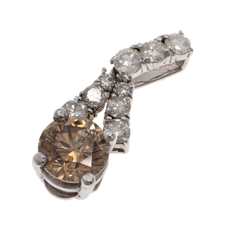 14k white gold diamond pendant