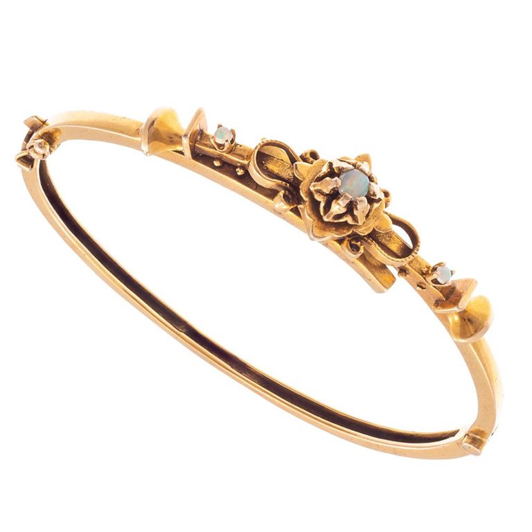 Victorian 14k yellow gold hinged opal bracelet