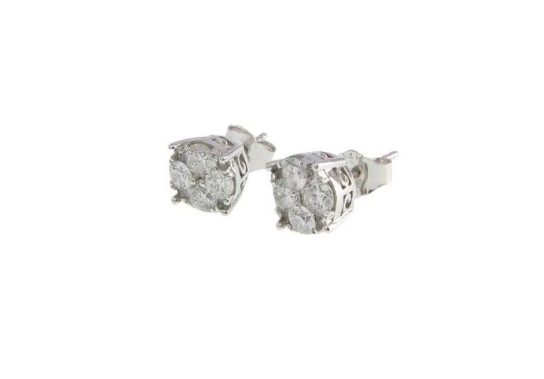 14k white gold diamond stud earrings