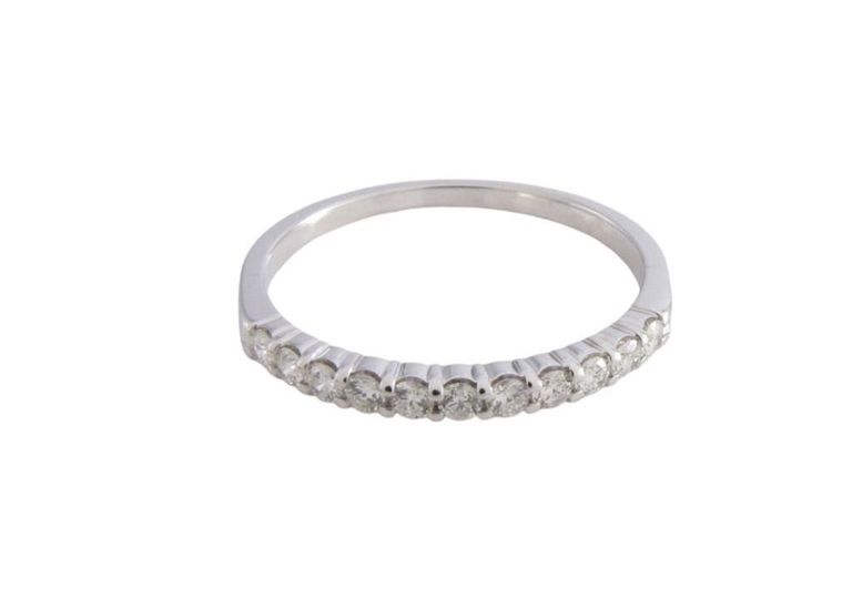 14k white gold diamond ring