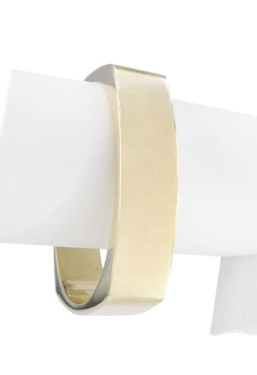 14k yellow gold bangle bracelet