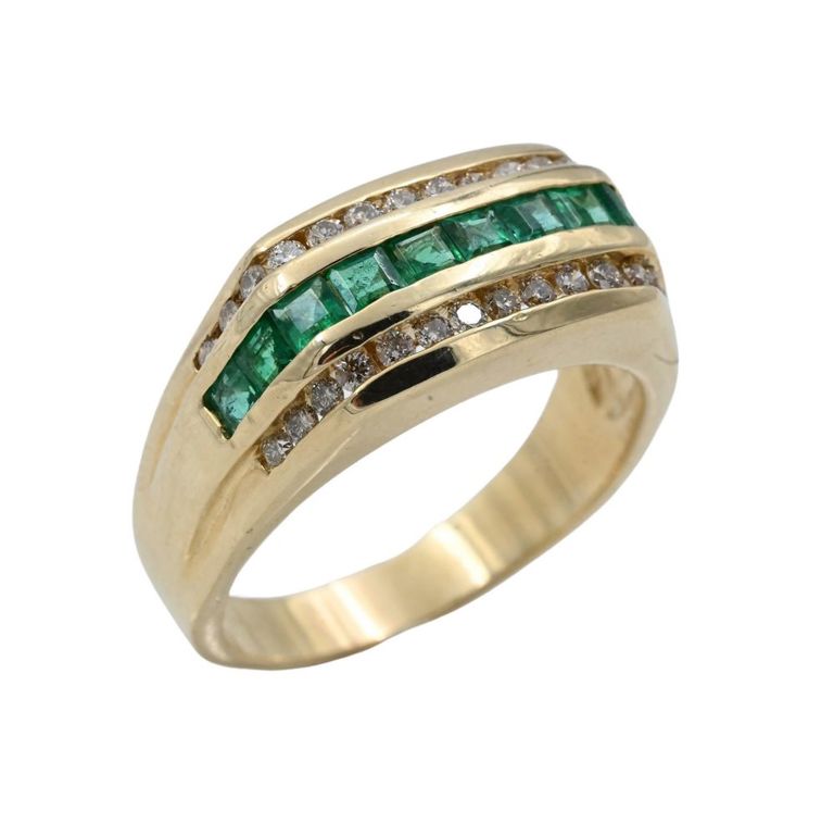 14k yellow gold emerald and diamond ring