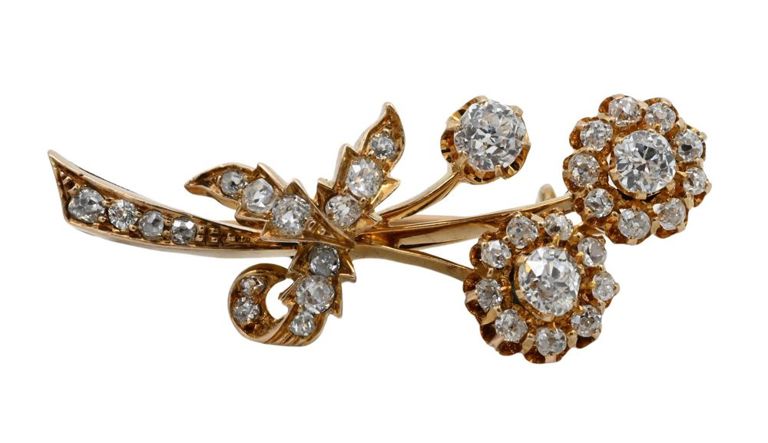 14k yellow gold diamond floral brooch