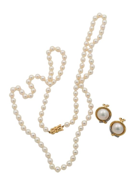 18k yellow gold pearl and diamond necklace and earrings