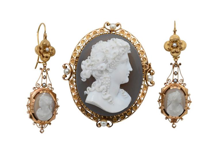 15k yellow gold stone cameo brooch and earrings