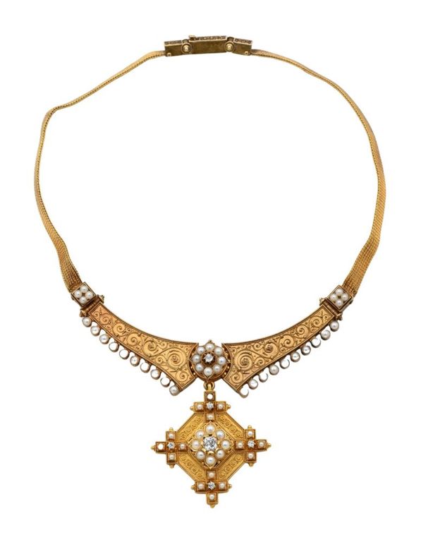 18k gold pearl and diamond pendant necklace