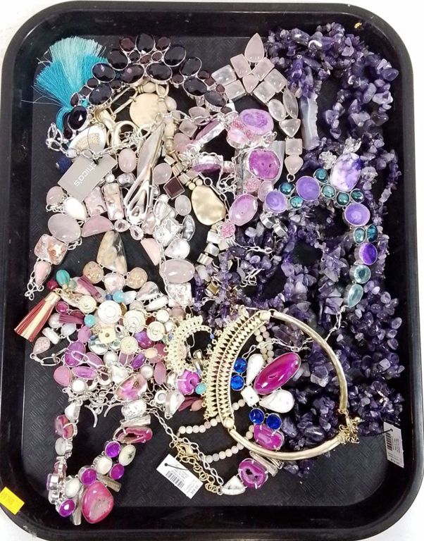 Assorted fashion minerals and glass jewelry