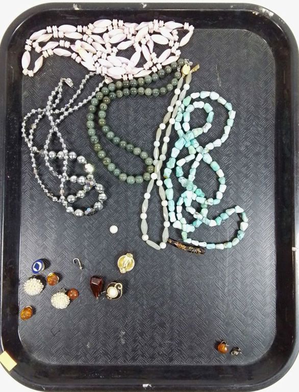 Assorted fashion minerals and silver jewelry