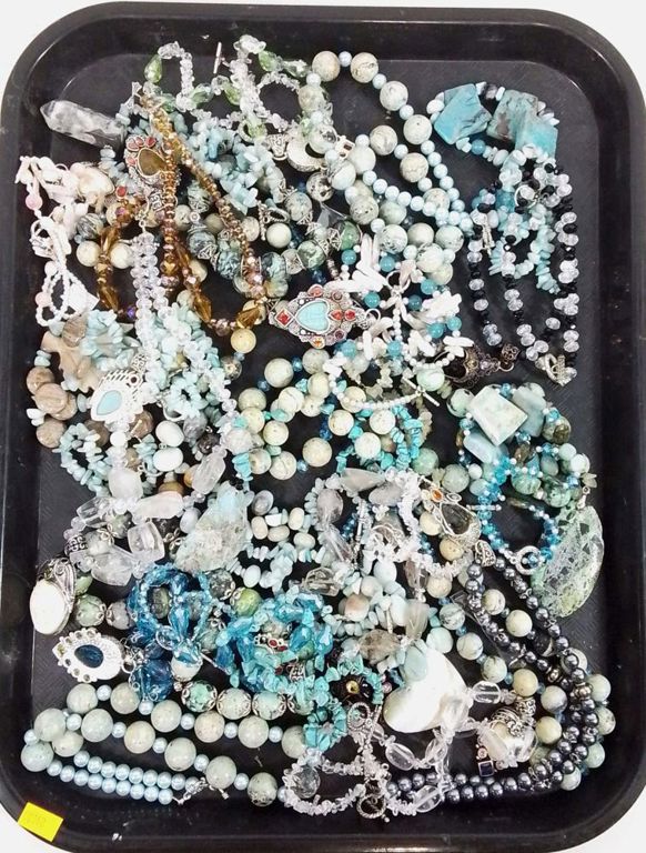 Assorted fashion minerals and glass jewelry