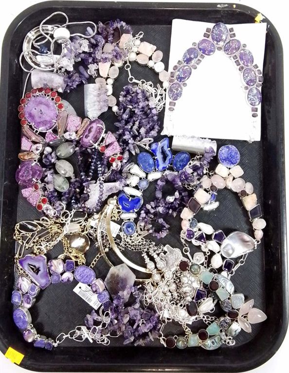 Assorted fashion minerals and glass jewelry