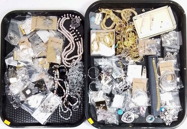 Assorted fashion earrings and jewelry