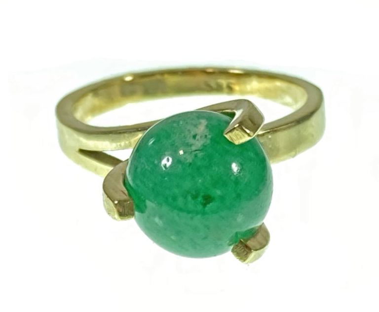 14k yellow gold and semi-precious stone ring