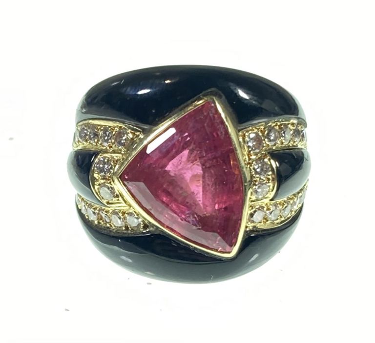 18k yellow gold, tourmaline, onyx and diamond ring