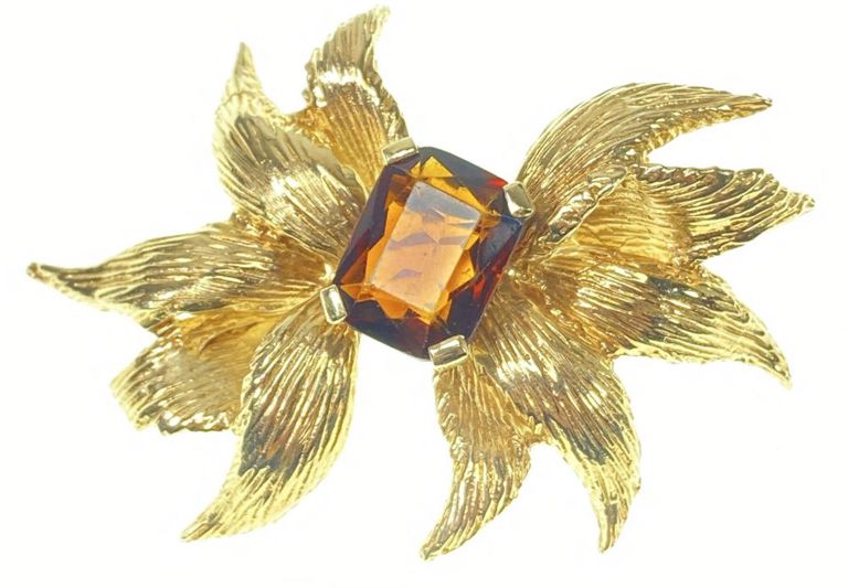 14k yellow gold brown tourmaline pin